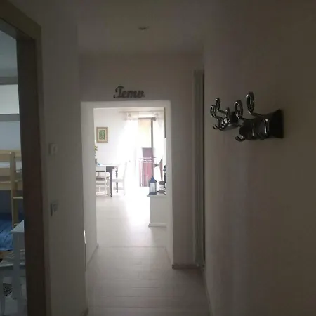Nuovo E Tranquillo Nel Centro Storico Appartamento *